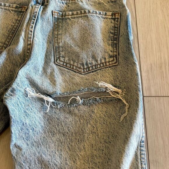 Revice women’s distress jeans size 26 - Picture 4 of 10